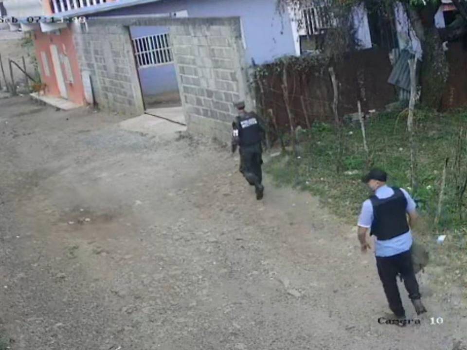 Las imágenes que dejó la captura de pandilleros con indumentaria policial en Sabanagrande