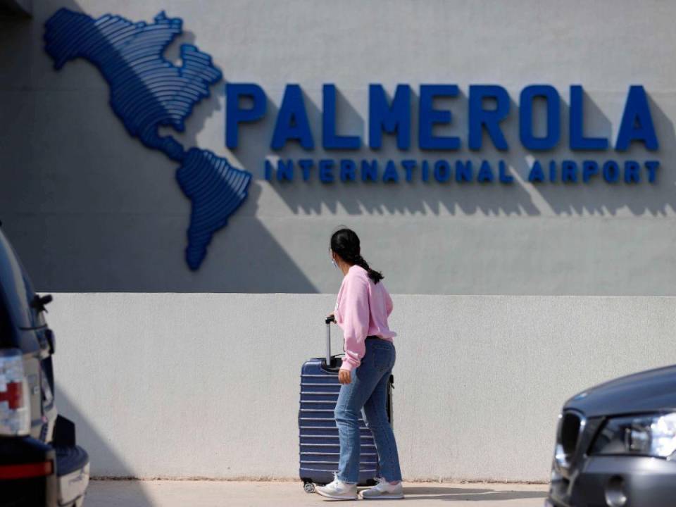El aeropuerto de Palmerola en su primer año está por llegar a los 400,000 pasajeros internacionales.