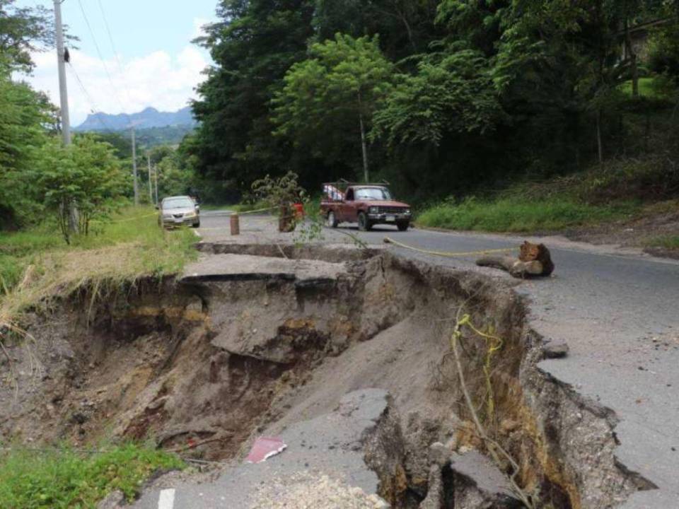 Los primeros efectos del huracán Julia en Honduras