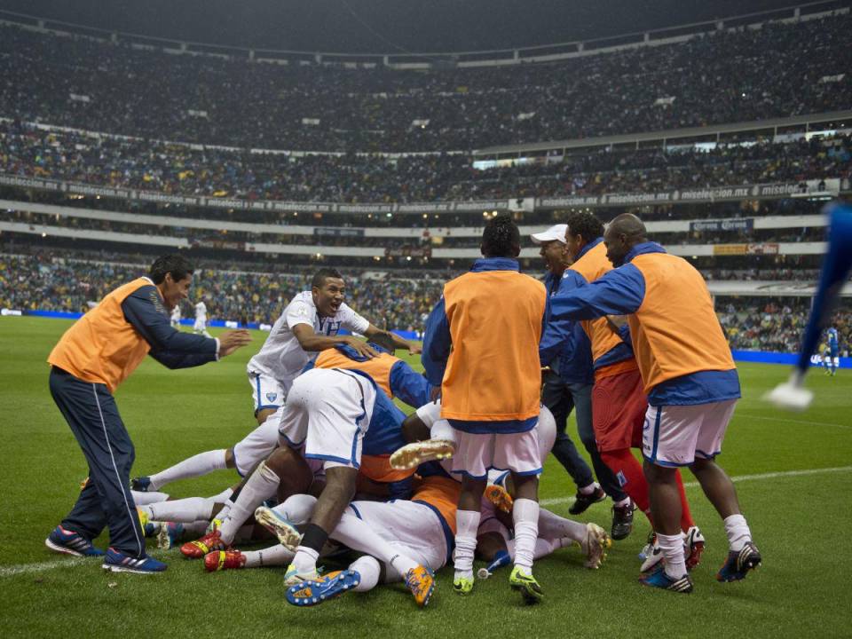 El recuerdo más dulce de Honduras ante México en el Estadio Azteca es el inolvidable triunfo 2-1 del 6 de septiembre de 2013.