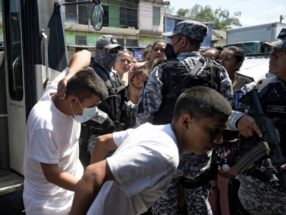 Estado de excepción y lucha frontal contra las pandillas, así enfrenta Bukele la violencia en El Salvador
