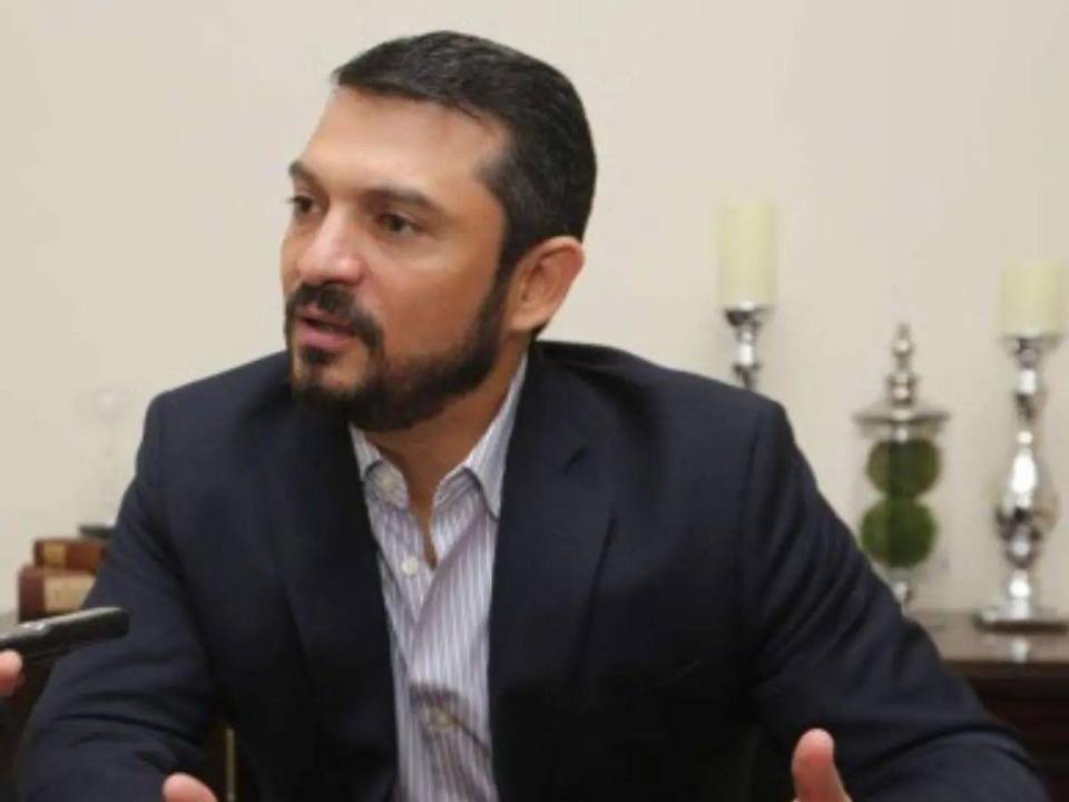 Yuri Sabas, diputado del partido Libertad y Refundación (Libre).