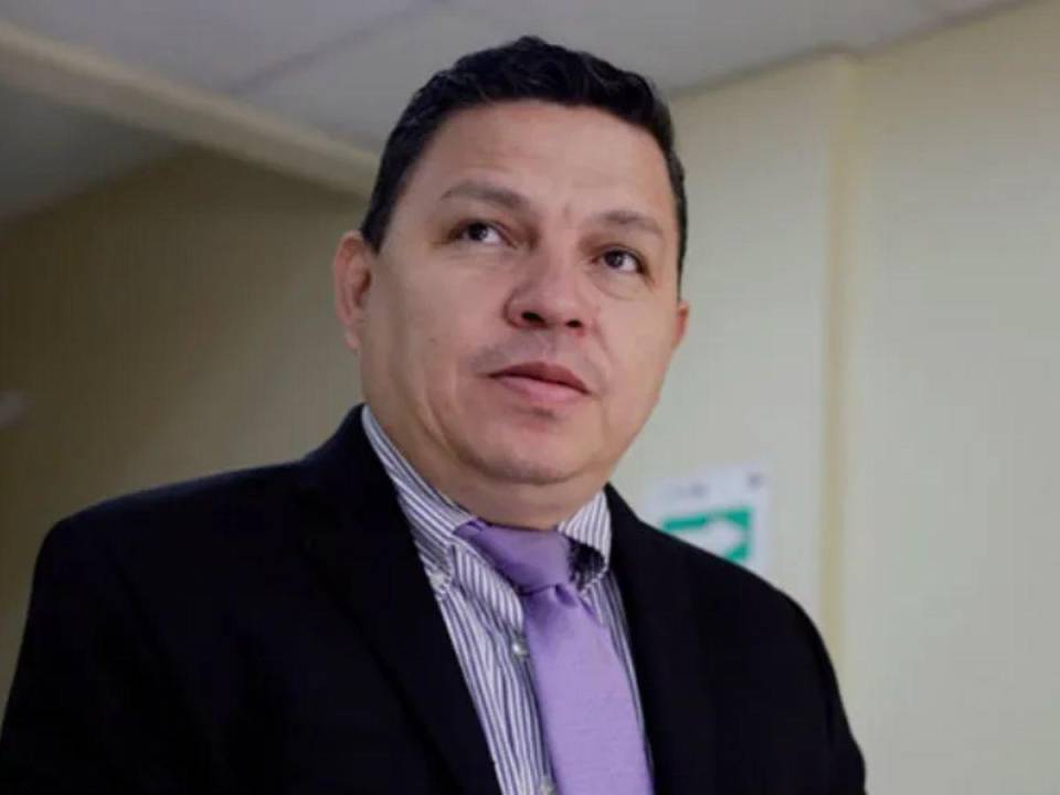 El jefe de la Unidad Fiscal Especializada Contra Redes de Corrupción (UFERCO), Luis Javier Santos.