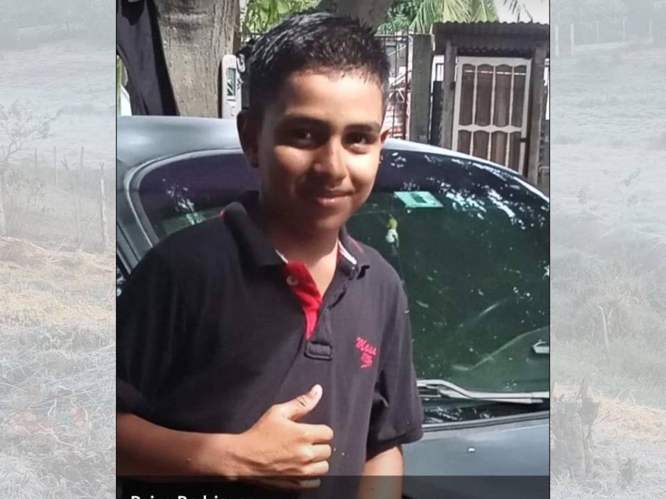 Desaparece Joshua Ramos Osorto en la Central de Abastos, la mamá pidió que le llamaran al 9274-5268 si tenían algún tipo de información.