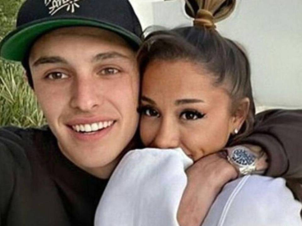 Dalton Gomez y Ariana Grande firmaron un acuerdo prenupcial antes de casarse en mayo de 2021.