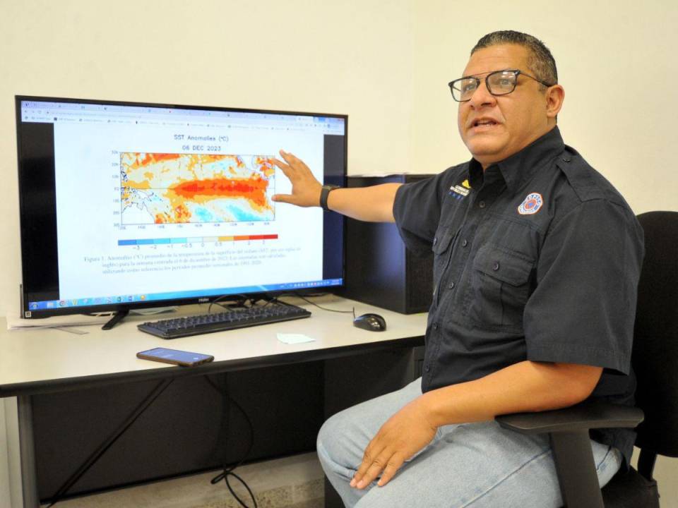 El especialista de Cenaos explicó que la variación de 0.5 grados centígrados en la temperatura promedio en el área 3.4 del Pacífico tiene una gran incidencia en toda Centroamérica.