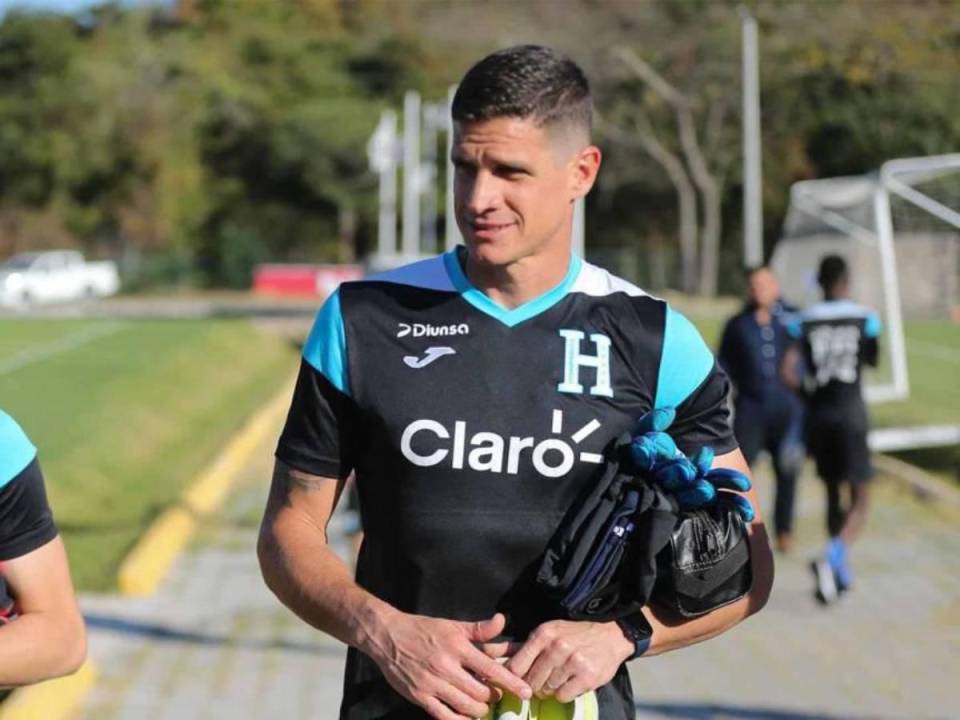 Jonathan Rougier jugó de titular en la eliminación ante Costa Rica.