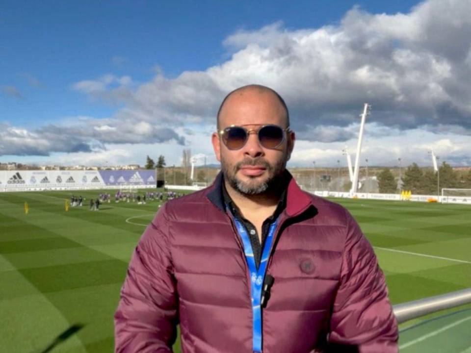 Tras forjar una trayectoria de éxito en la televisión hondureña, José dio el salto al Viejo Continente y se convirtió en legionario del periodismo catracho para informar todo el acontecer del Real Madrid.