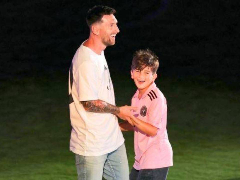 Lionel Messi sorprendió a Thiago durante su cumpleaños.
