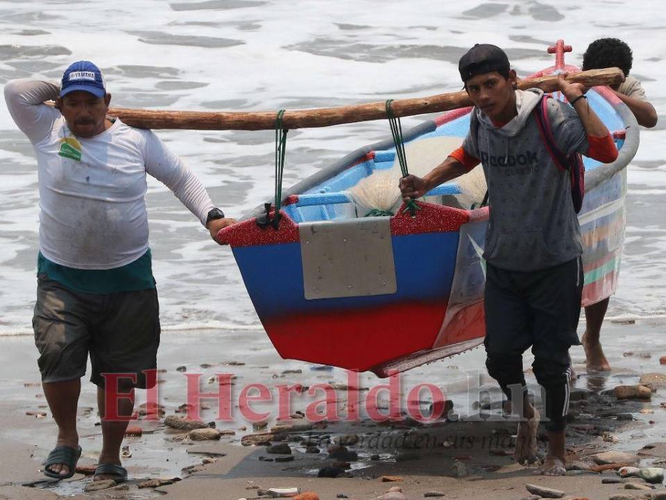 Los pescadores aseguran que el Golfo de Fonseca ya no tiene peces.