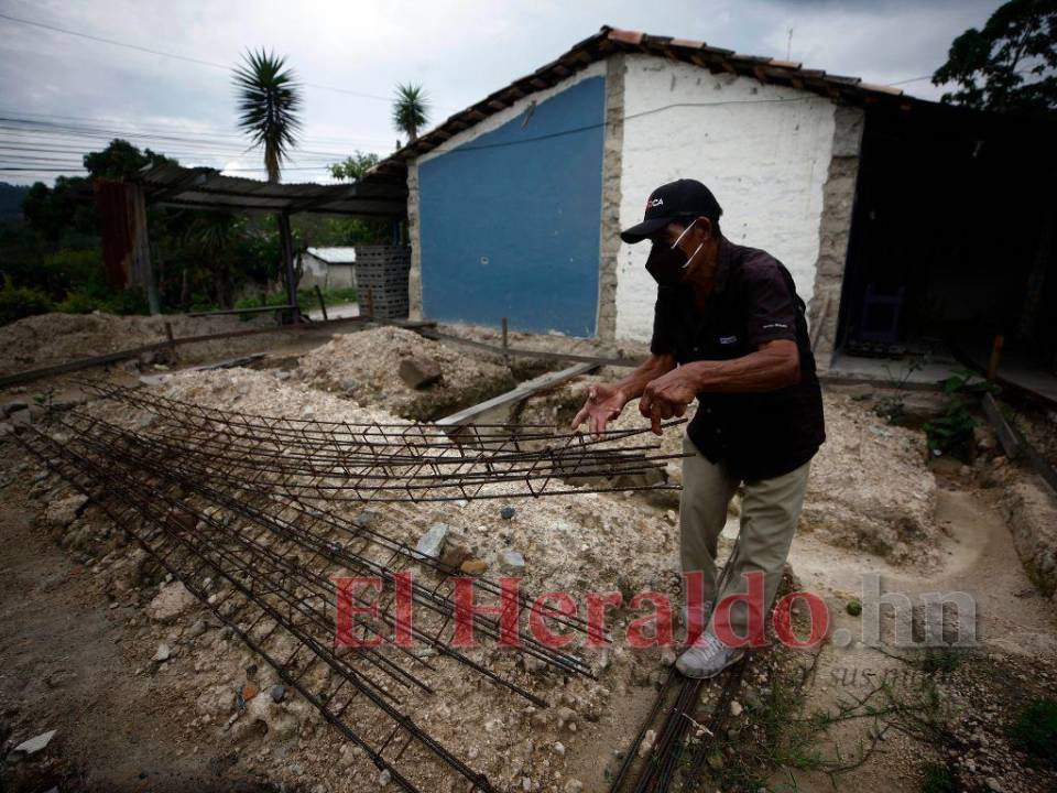 La Unidad Investigativa de EL HERALDO Plus recorrió cinco departamentos de Honduras para evidenciar el engaño en falta de construcción de cientos de casas y miles de techos, pisos y letrinas.