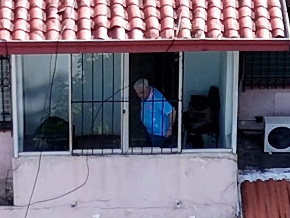 En imágenes que se han captado, se puede ver al expresidente panameño, Ricardo Martinelli, en la embajada de Nicaragua donde solicitó asilo.