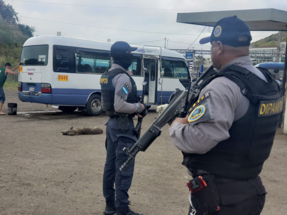 La propuesta de la Policía Nacional es tener oficiales en las unidades de transporte y algunos puntos estratégicos para evitar la extorsión y asaltos.