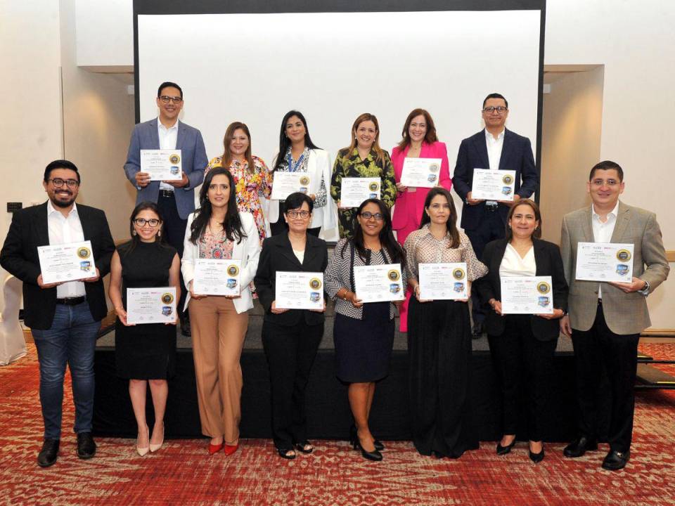 20 empresas hondureñas fueron reconocidas con el Awards of Happiness por sus buenas prácticas en la felicidad organizacional.