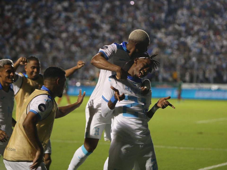 Comienza el Primer tiempo del encuentro de Honduras contra México