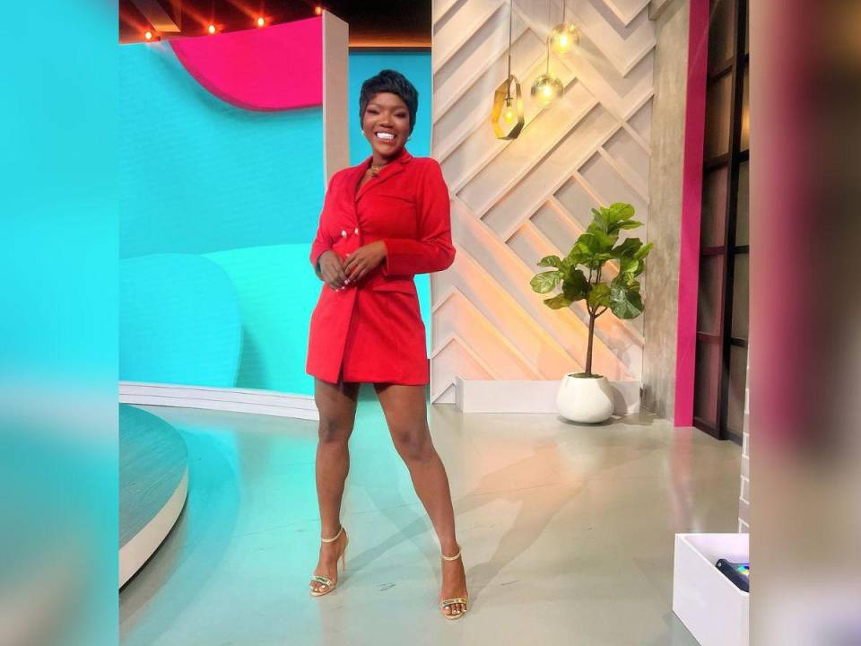 Durante una entrevista con el reconocido influencer cubano, Pollito Tropical, la ahora presentadora de televisión Chiky Bombom reveló lo duro que fue para ella tener que integrarse al programa. A continuación sus declaraciones.