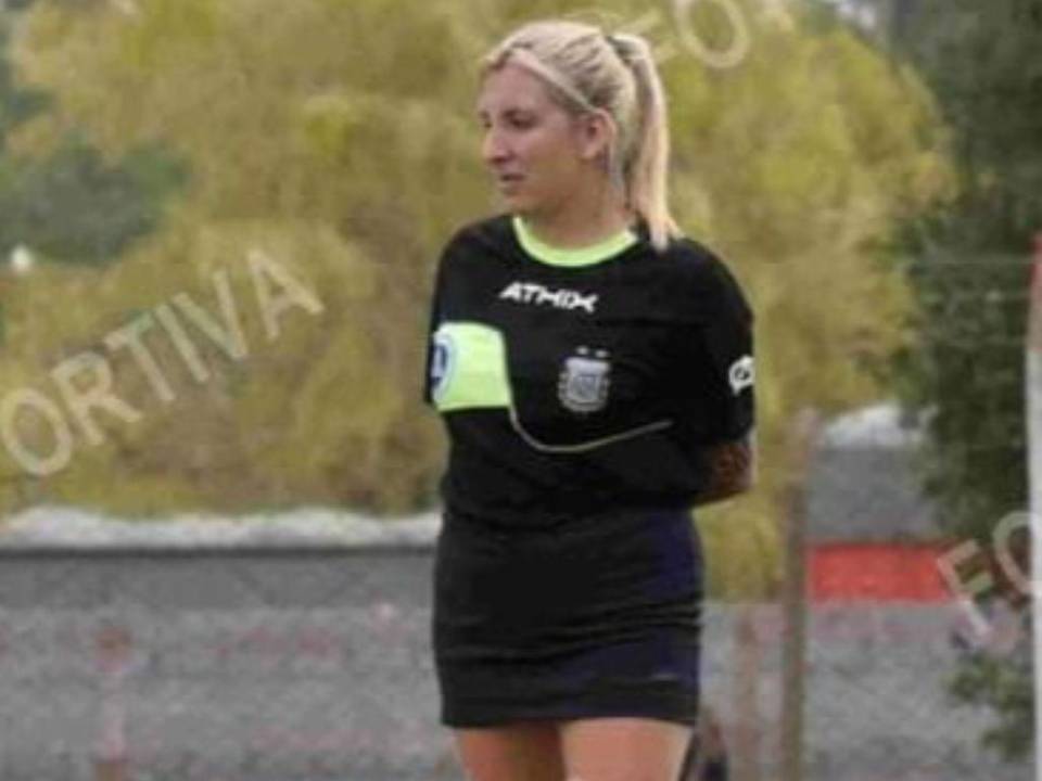 ¿Quién es Dalma Cortadi, la árbitra que fue agredida en un partido de fútbol en Argentina?