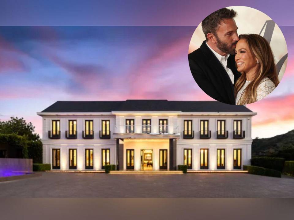 Jennifer López y Ben Affleck compraron finalmente el que será su hogar familiar en un exclusivo vecindario de Beverly Hills, en California. A continuación los detalles de la lujosa mansión.