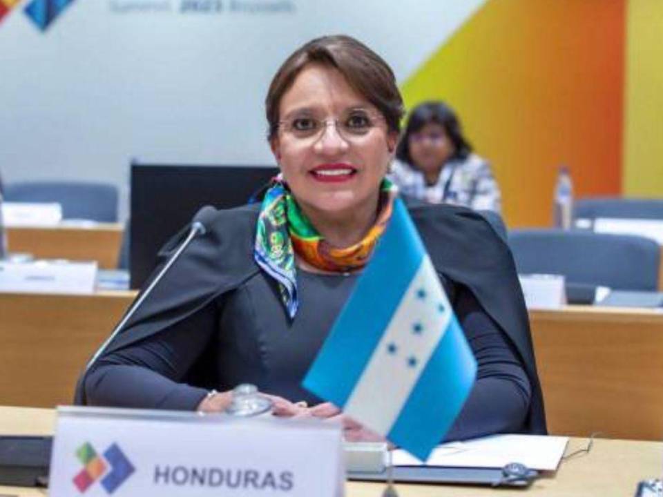 La presidenta Castro convocó la reunión urgente para las 11:00 de la mañana, hora de Honduras.