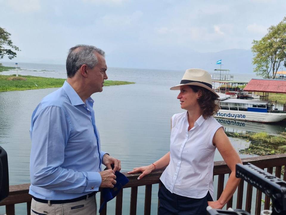 El director para América Latina y el Caribe de la Comisión Europea, Félix Fernández-Shaw, visitó el Lago de Yojoa.