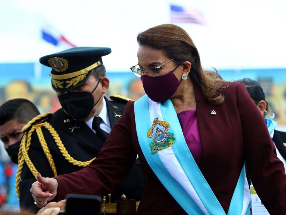Xiomara Castro hace un año se convirtió el primera mujer presidenta de Honduras.