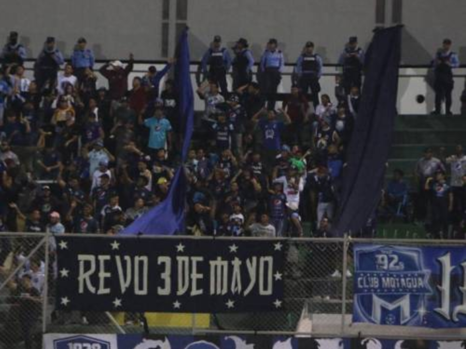 La barra azul se hará presente este martes en el estadio Nacional Chelato Uclés, para presenciar el partido por la Copa Centroamericana