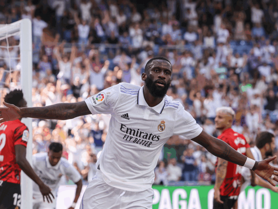 Antonio Rudiger festeja su gol.