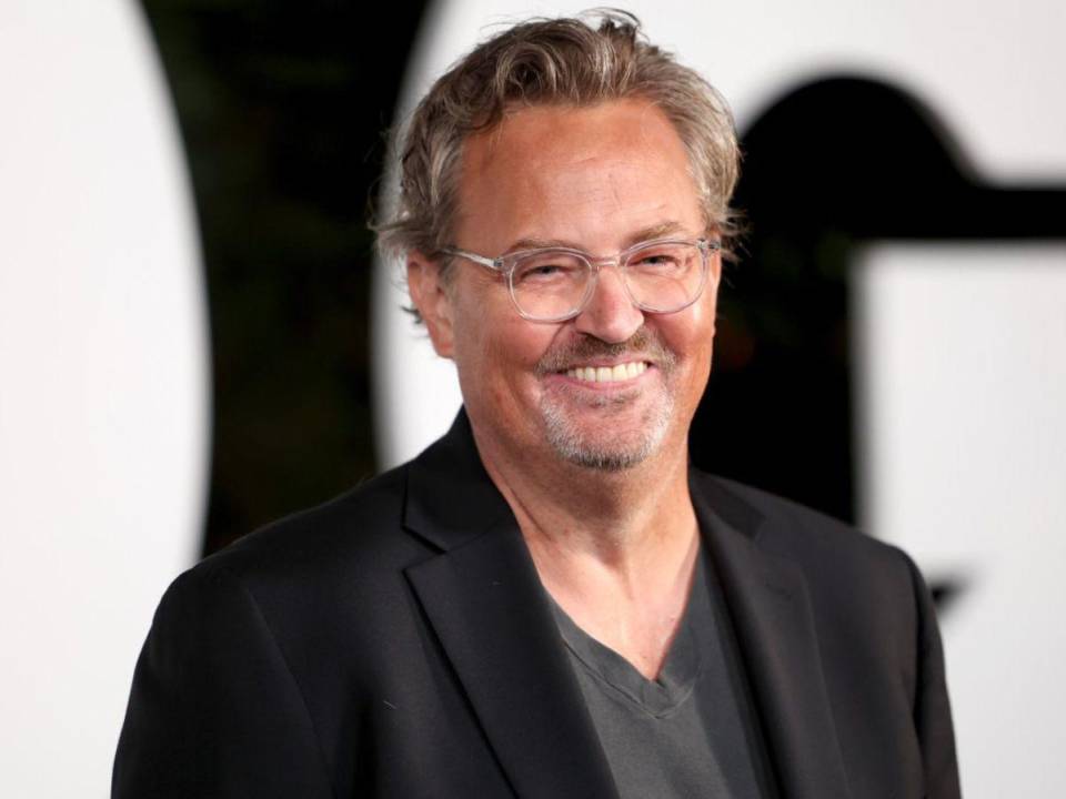 La autopsia reveló las causas de muerte del actor de Friends, Matthew Perry.