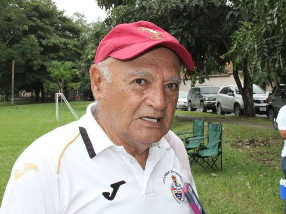 Néstor Matamala dirigió varios clubes de la Liga Nacional y también a la selección de Honduras.
