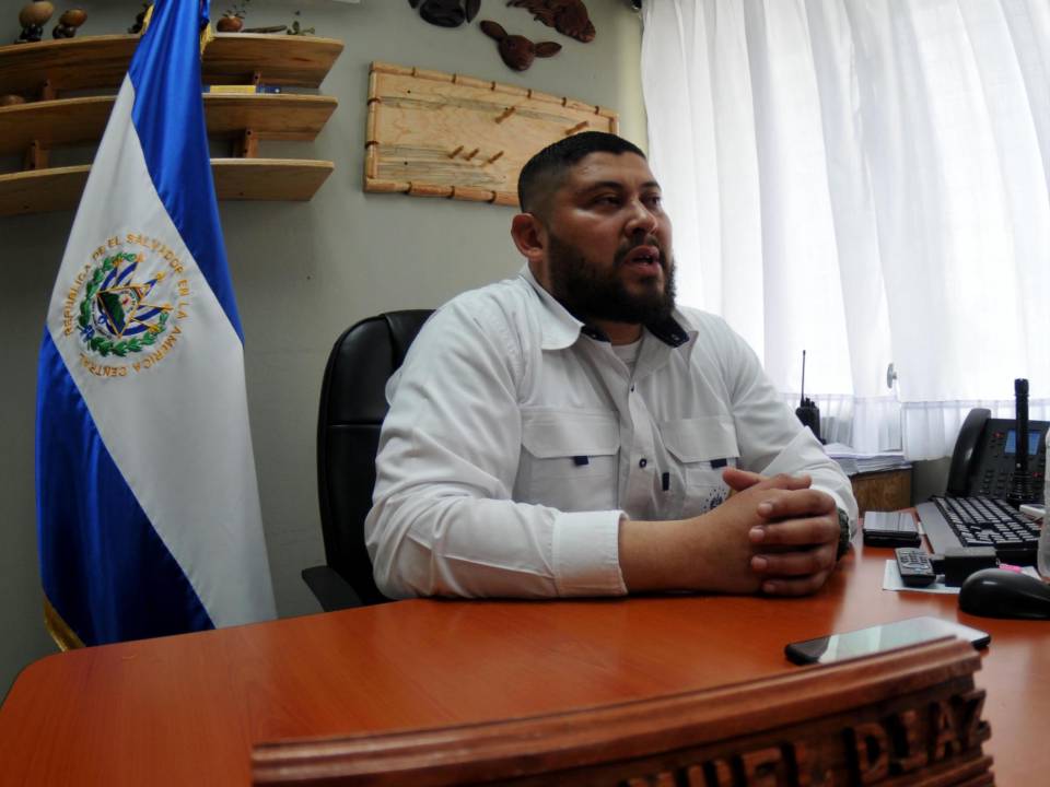 Samuel Díaz, director de la Granja Penal de Santa Ana, El Salvador atendió a la Unidad Investigativa de EL HERALDO Plus