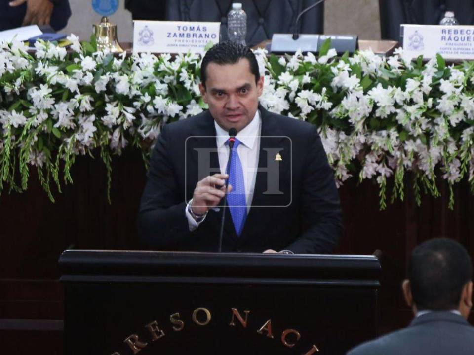 Tomás Zambrano adelantó que la agenda legislativa priorizará la creación de leyes para fortalecer la educación, acceso a la salud y la venta del avión presidencial, por solicitud del presidente Nasry Asfura.