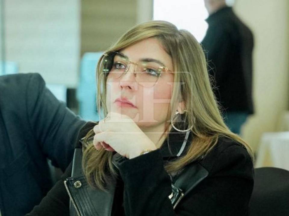 La presidenta del CNE también denunció ataques dirigidos contra ella y la consejera <b>Cossette López.</b>