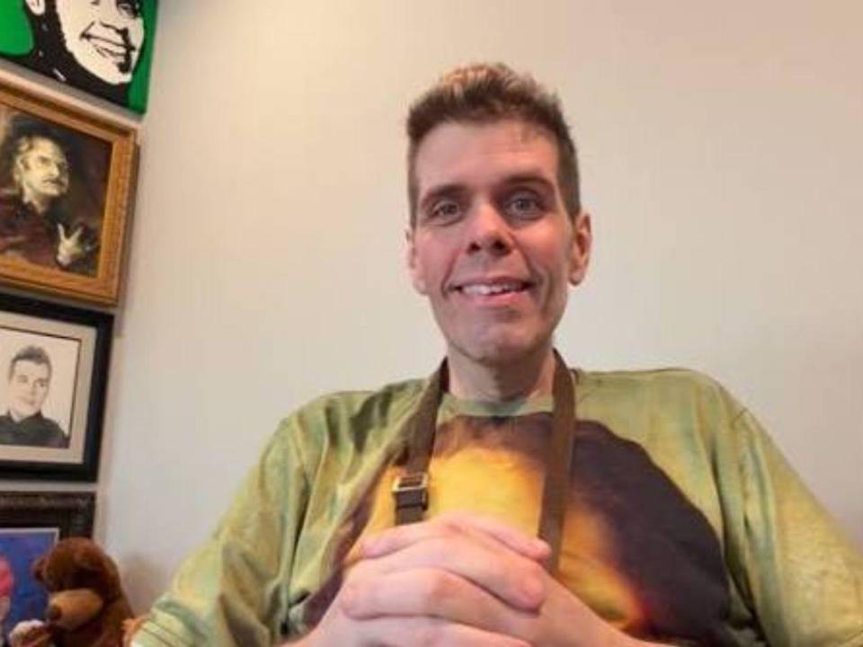 El famoso se encuentra hospitalizado desde el día del en vivo.