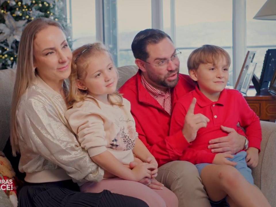 Jorge Cálix suele compartir un poco de su vida familiar en las redes sociales, pese a ello, se conoce poco sobre su núcleo.