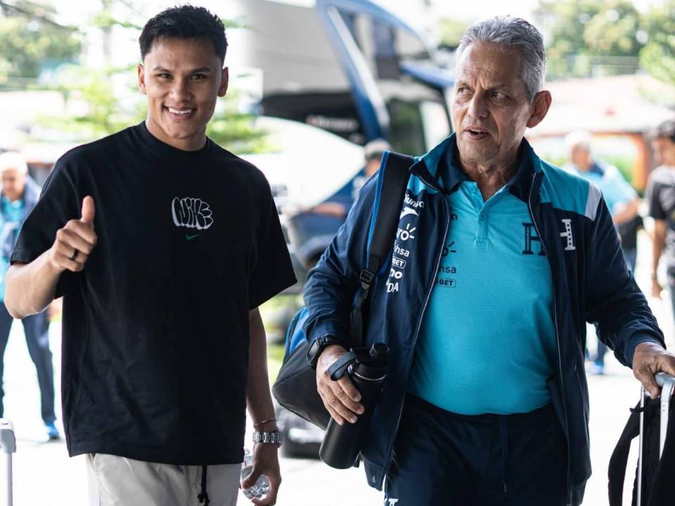 Reinaldo Rueda encabezó la lista de jugadores que llegaron a San Pedro Sula, Cortes. La sorpresa esque no vio Luis Palma, Romell Quioto y Antony Choco Lozano.