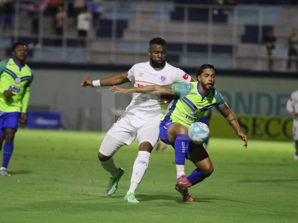 Imágenes del desarrollo del partido.