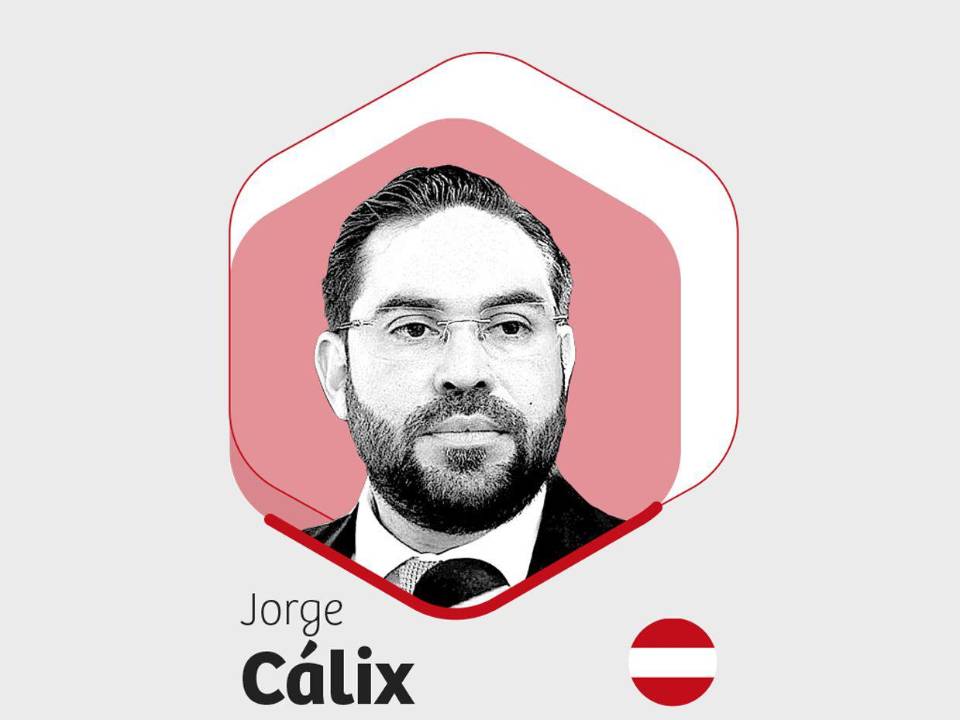 Jorge Cálix es uno de los precandidatos presidenciales del Partido Liberal.