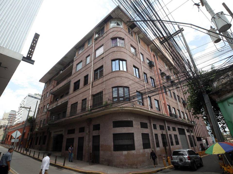 La Secretaría de Finanzas (Sefin) aduce que es cuestión de tramitología para que los maestros puedan tener su salario correspondiente al mes de enero.