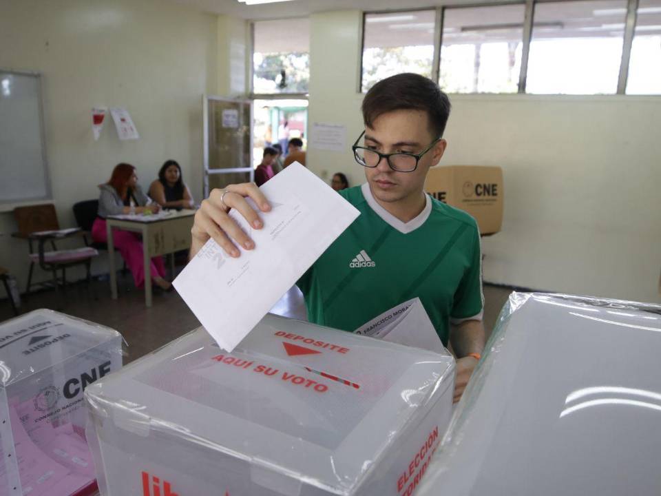 Observadores internacionales han expresado preocupación por las tensiones alrededor del proceso electoral hondureño.