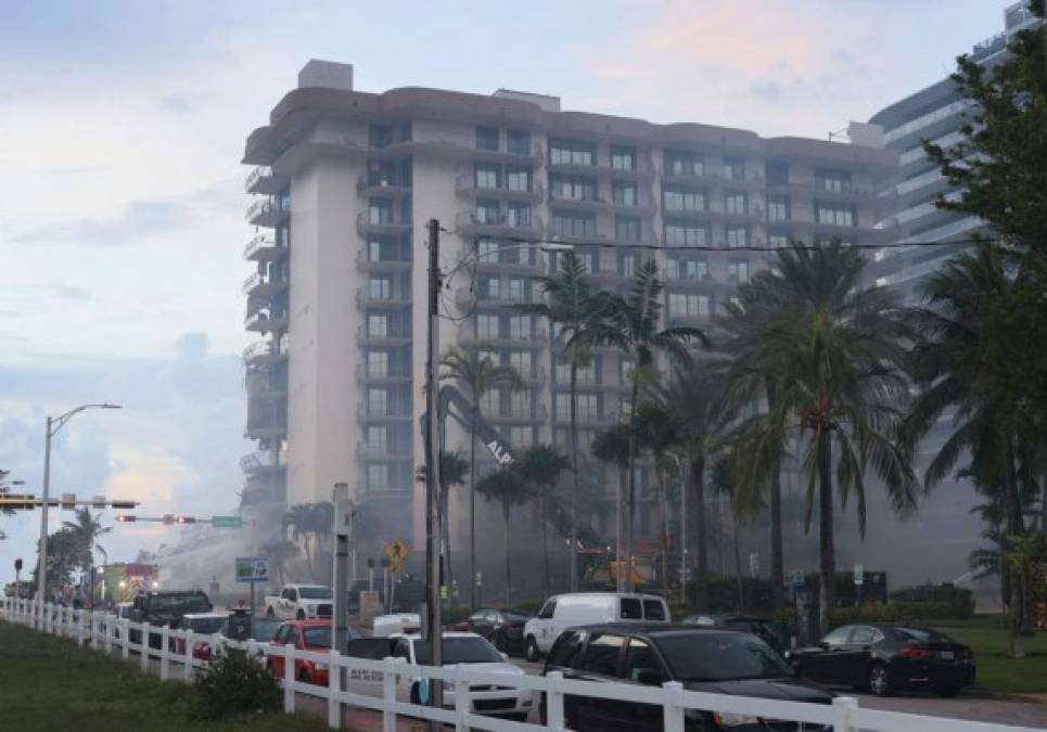 Desesperada búsqueda de sobrevivientes en edificio de Miami (FOTOS)