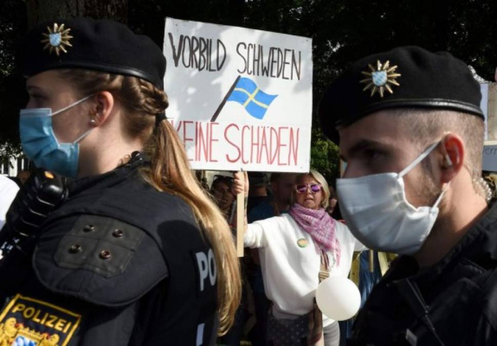 FOTOS: Masivas protestas en Alemania para presionar el desconfinamiento