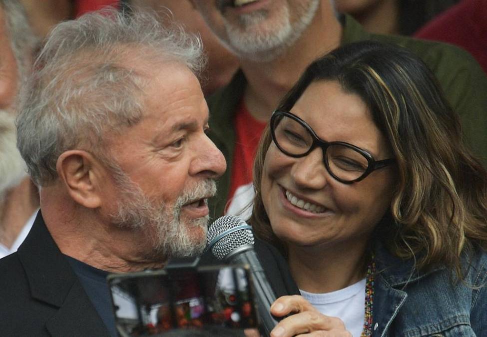 Ostentosa y extravagante: Los detalles de la boda de Lula Da Silva y Janja