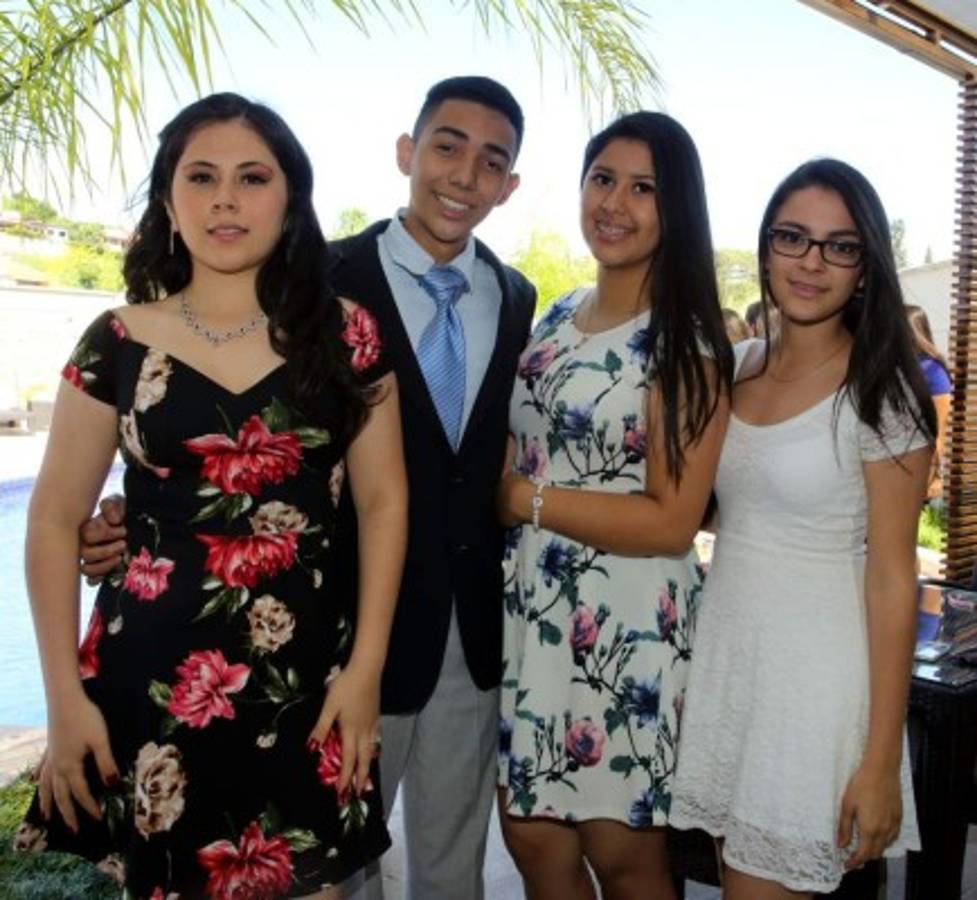 Senior Breakfast de Eagle Wings School