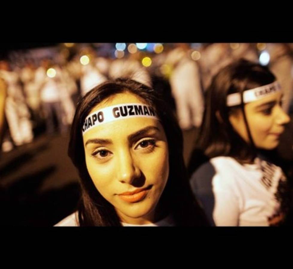 Jóvenes protagonizan marcha en apoyo al 'Chapo' Guzmán