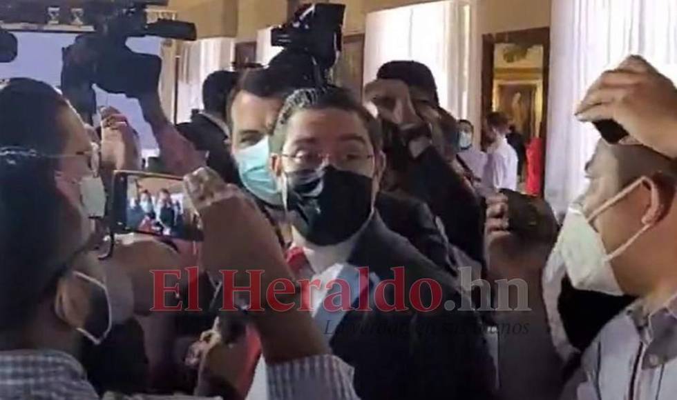 Con expectativas de resolver crisis, así fue el ambiente en reunión entre Mel Zelaya y Jorge Cálix (FOTOS)