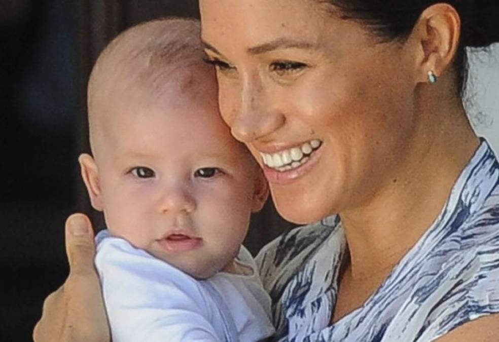 FOTOS: Archie, hijo de Meghan y Harry conquista Sudáfrica en su primera salida oficial   