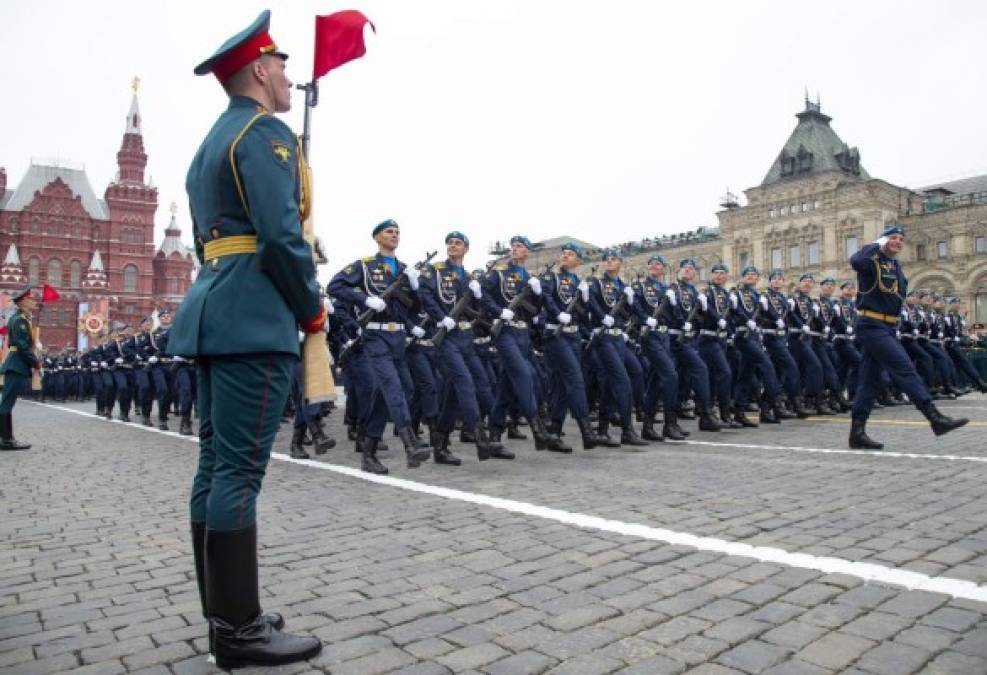 Rusia despliega poderío militar en el Día de la Victoria