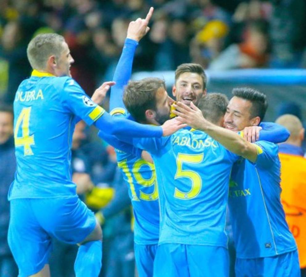 Con el Pistolero Luis Suárez también hay felicidad en el Barça