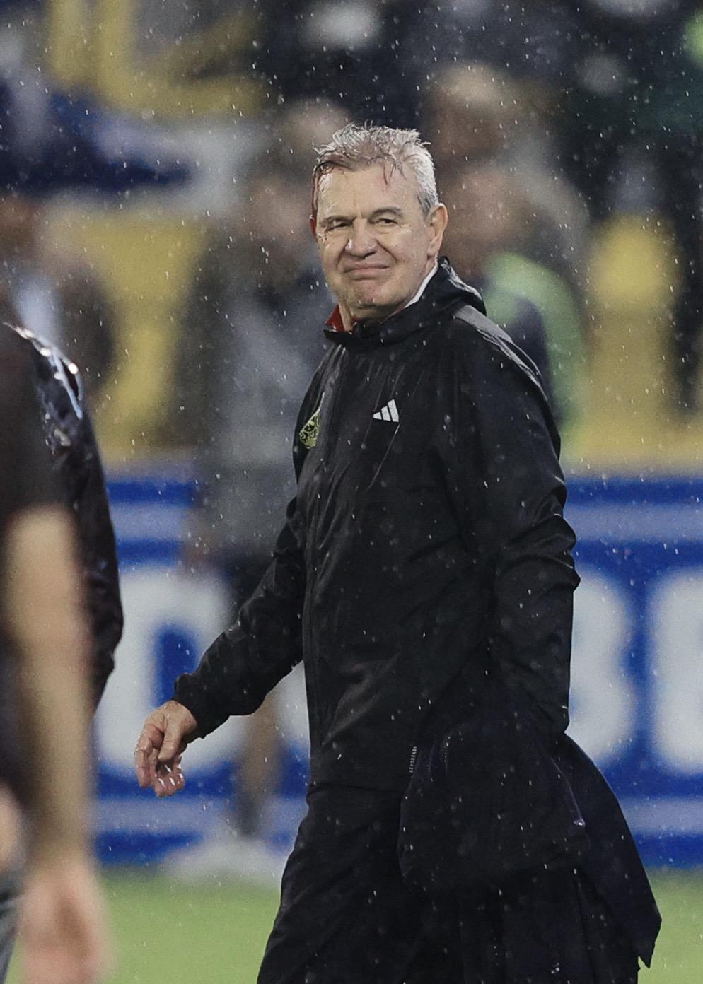 No se vio: Pelea de Menjívar con Jiménez, periodista robó miradas y Aguirre lleno de sangre