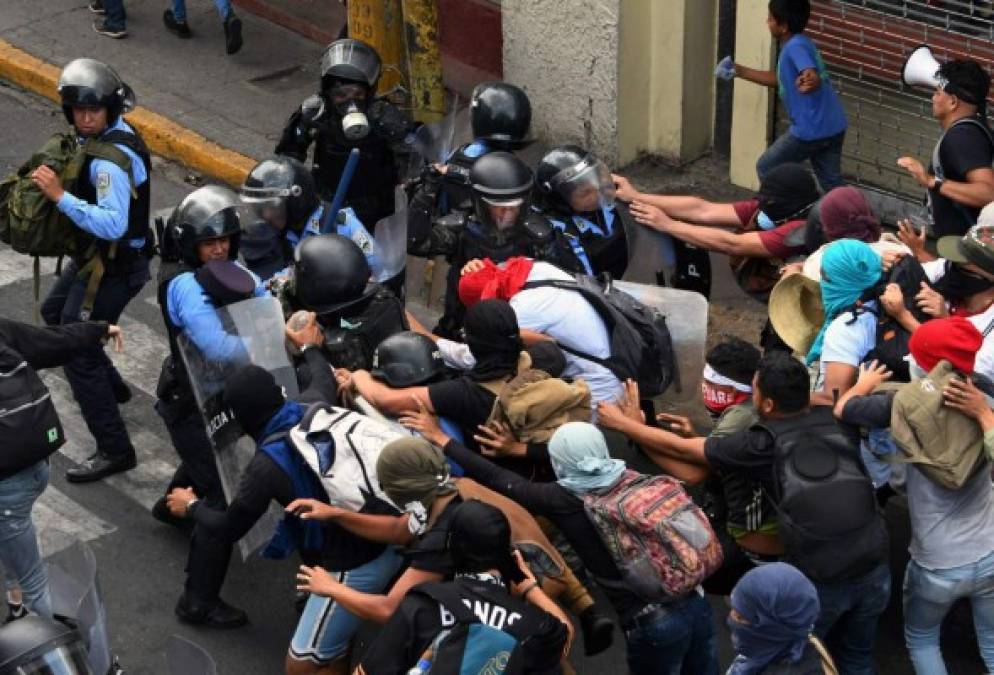 Las impactantes imágenes de la jornada de protestas en Honduras